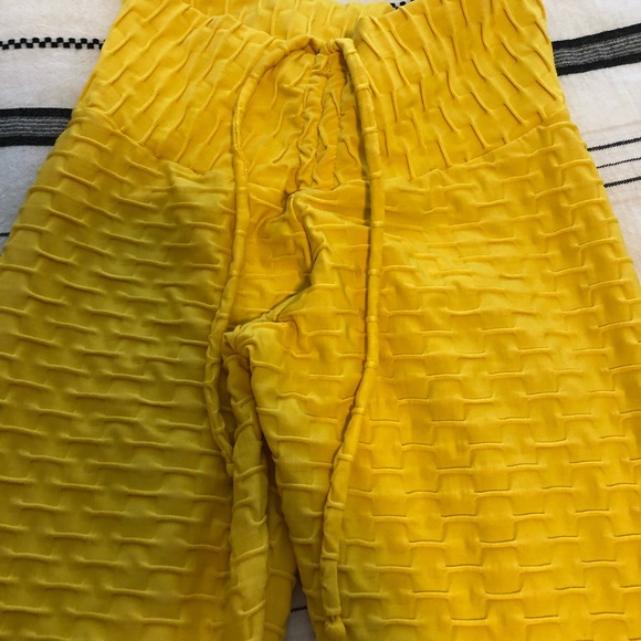 Scrunch booty leggings - Picture 2 of 3